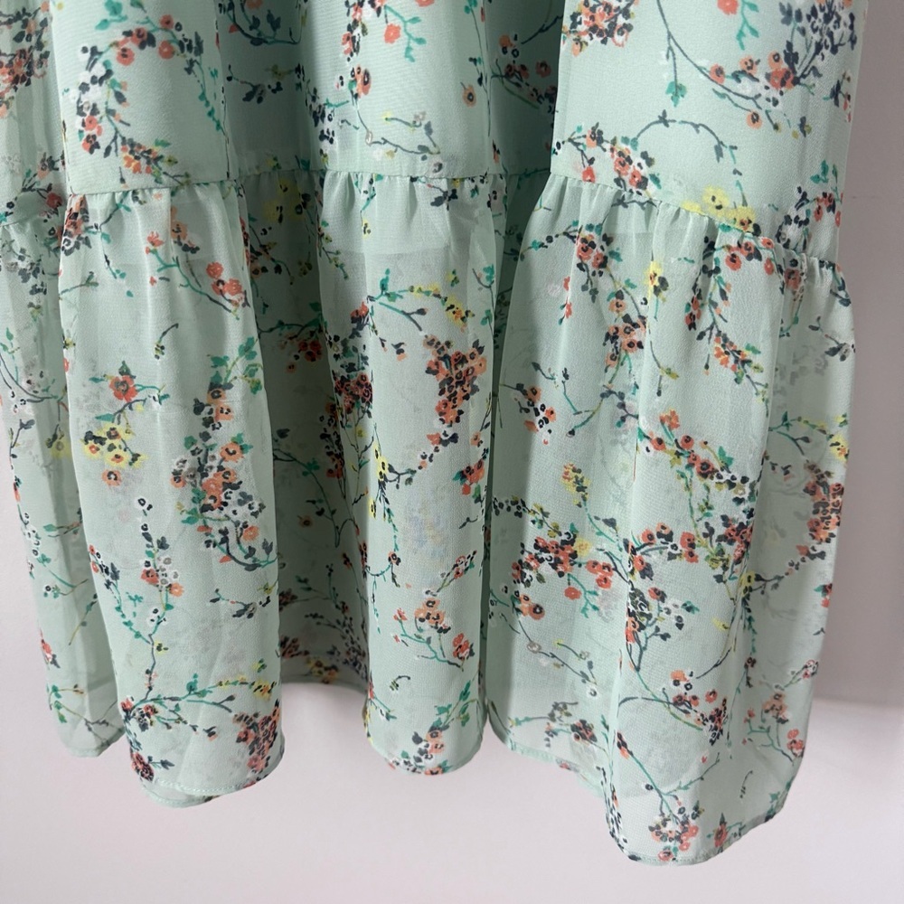 LOFT Full-Length Dress - Floral Design with Matching Belt - Picture 4 of 8